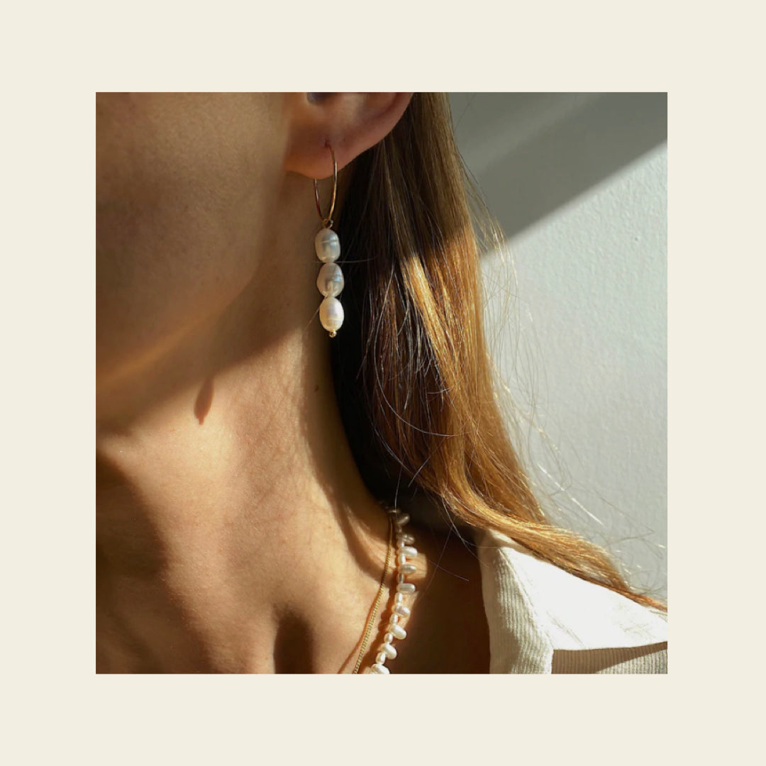 Bon Temps_Hoop + Pearls Earrings |